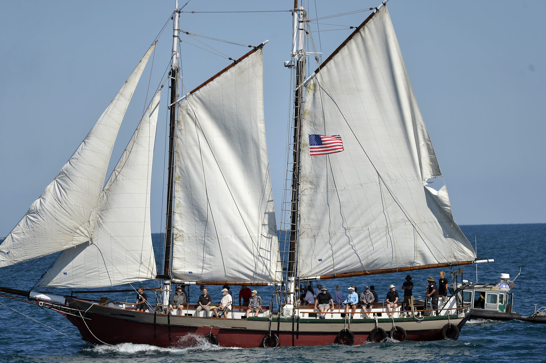 TALL SHIPS PARADE OF SAIL